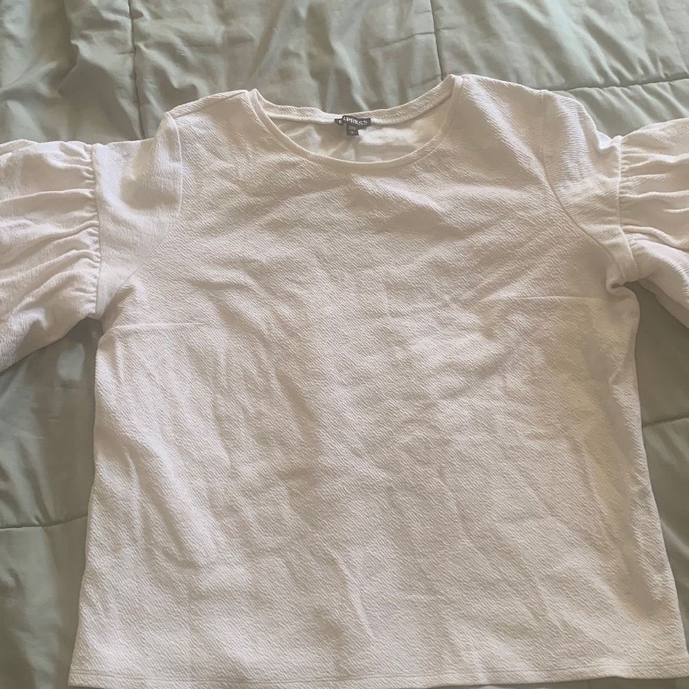White ruffle sleeve top